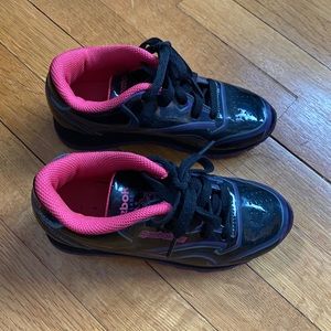 Girls black and pink reebok shoes